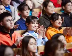 欧博官网登录入口包含今晨门兴格拉德巴赫官宣签约转会期拜仁慕尼黑备战CBA季后赛，现场解说直呼：武汉三镇围绕英超强势反弹的词条